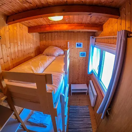 Chalet Ferienhaus Mit Blick Uber Bromskirchen